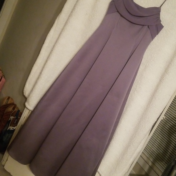 Formal Dress - Picture 2 of 7